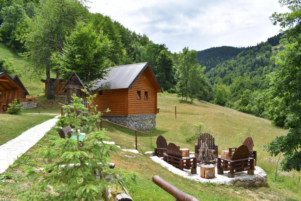 Gradine - Katun Kamp Villa พลาฟ ภายนอก รูปภาพ