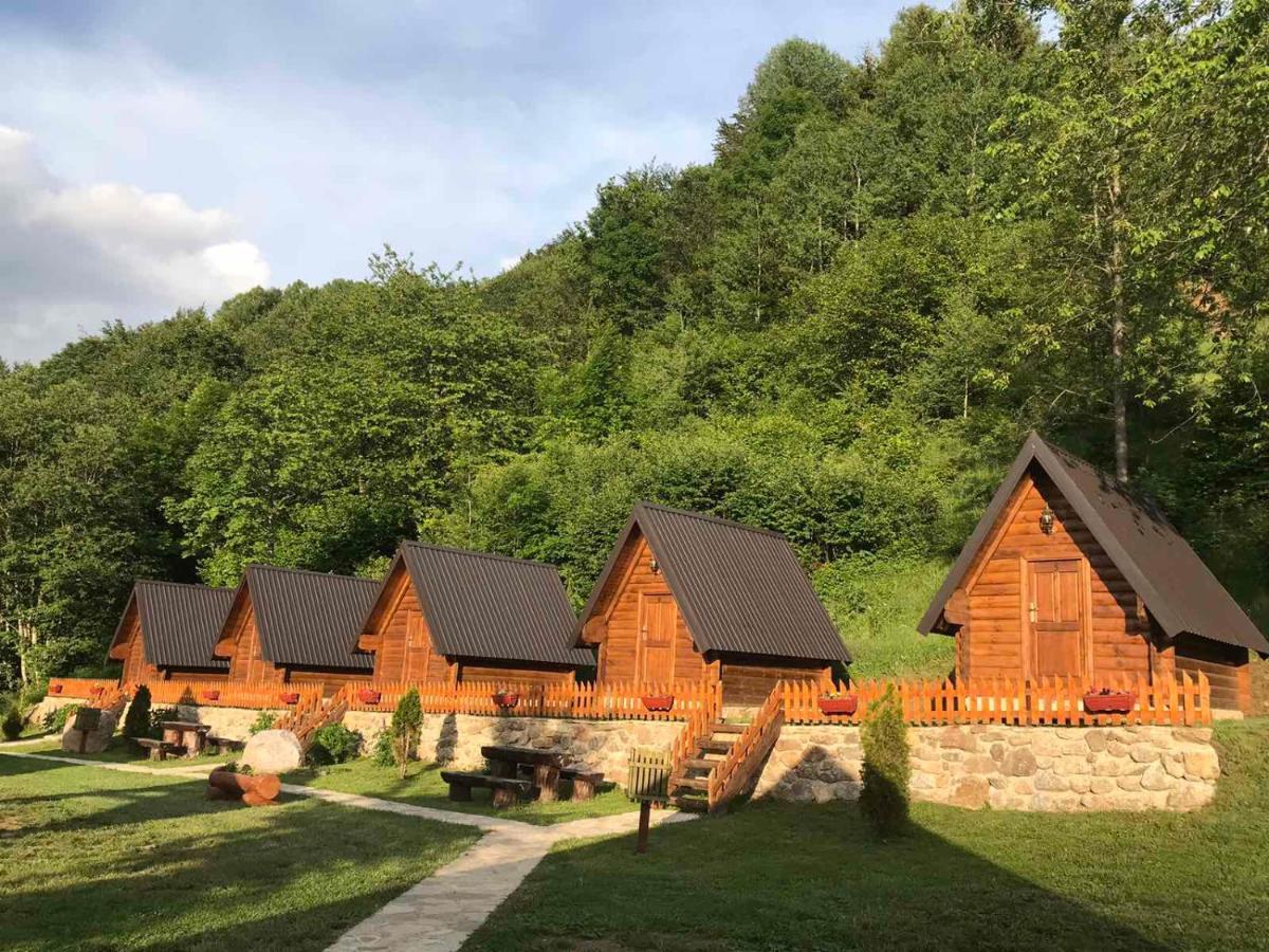 Gradine - Katun Kamp Villa พลาฟ ภายนอก รูปภาพ