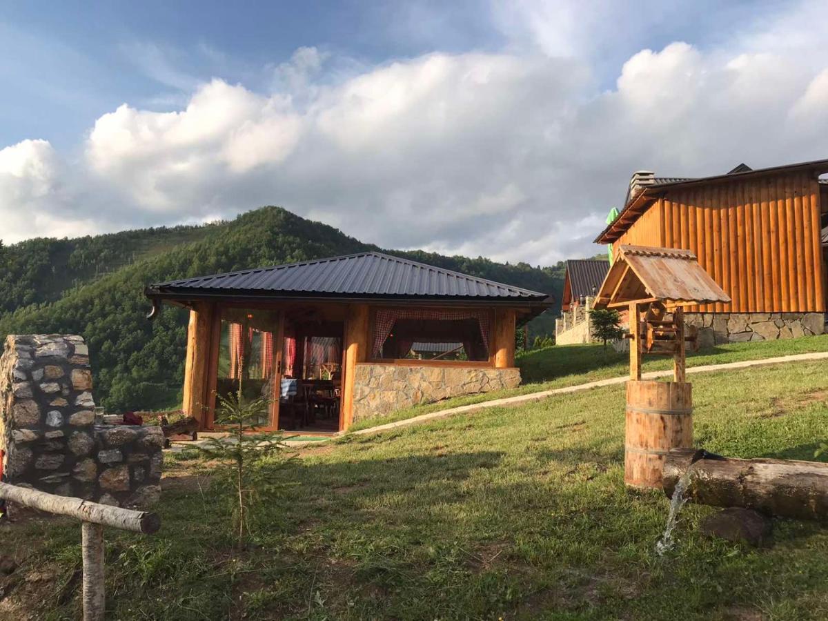 Gradine - Katun Kamp Villa พลาฟ ภายนอก รูปภาพ